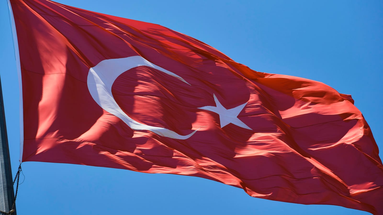 Türk bayrağının yakın planı