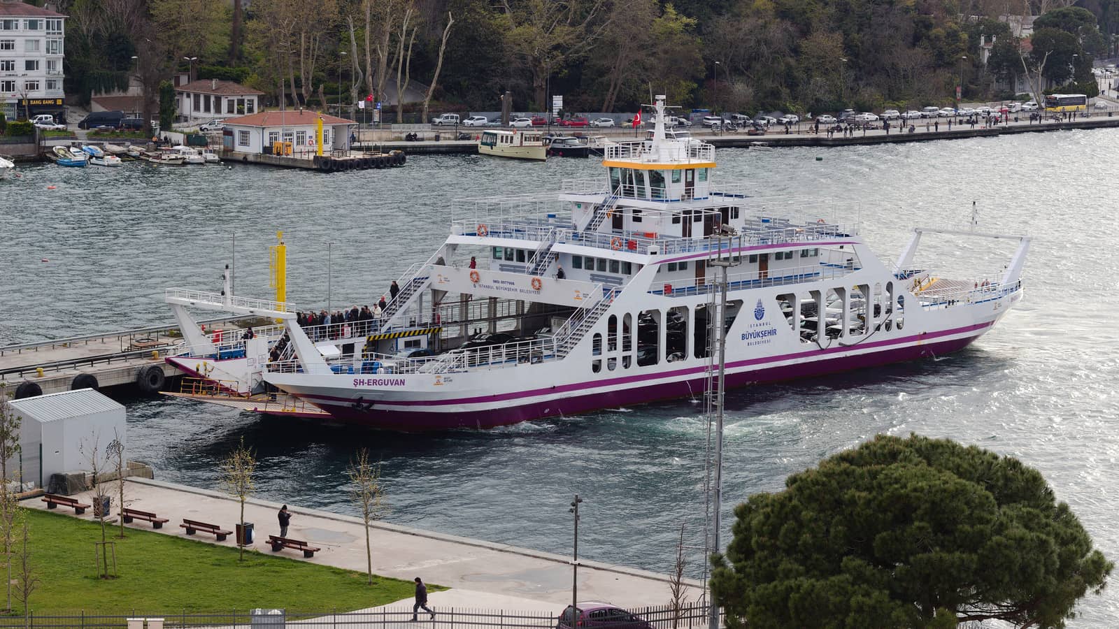 A car ferry approaching the quay in Istanbul